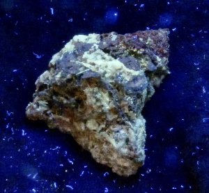 Cerussite & Baryte on Calcite